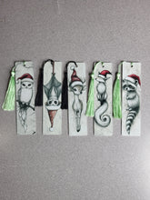 Load image into Gallery viewer, Metal Christmas Animal Bookmarks
