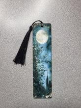 Load image into Gallery viewer, Metal Moon Garden Bookmarks
